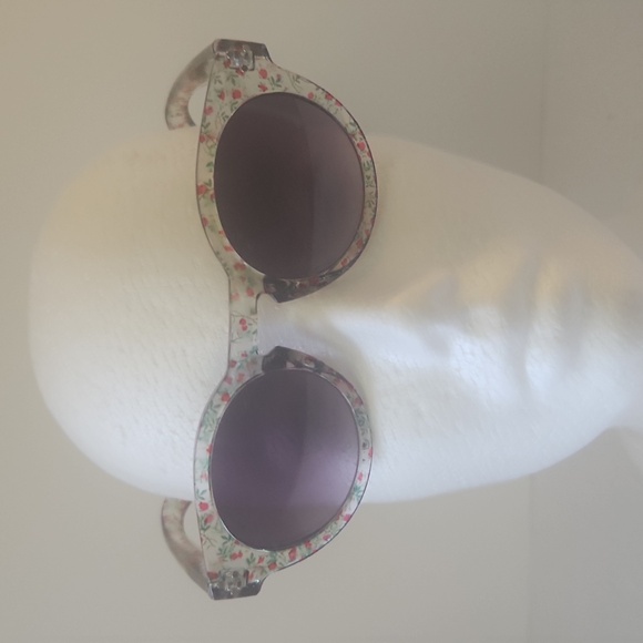 Flower print sunglasses - Picture 2 of 13